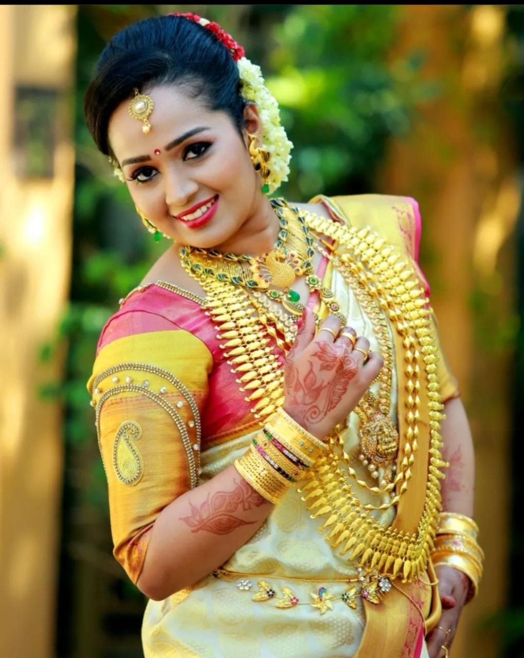 BLATTER UNISEX BEAUTY SALON ETTUMANOOR